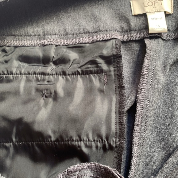 Loft size 16, gray flare, leg pants excellent condition - Picture 6 of 7